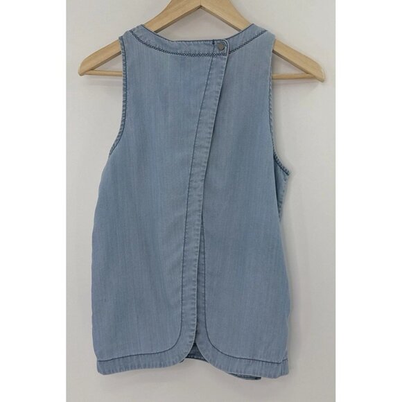 GAP Women’s 100% Lyocell Sleeveless Chambray Blouse Size XS Boho FLAWS - Picture 2 of 10